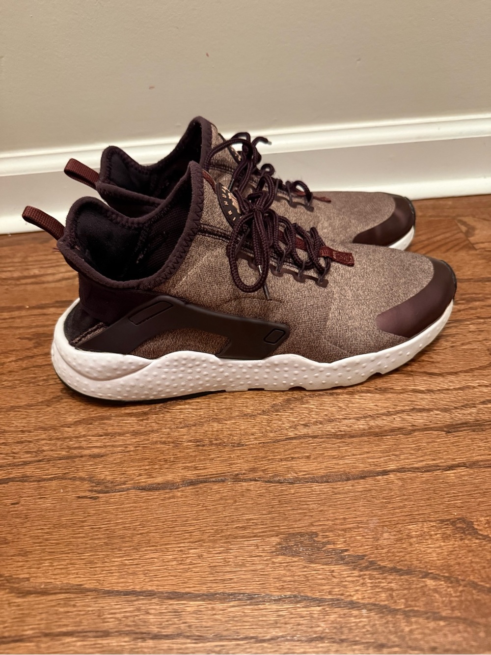 ✨ Nike Air Huarache Run Ultra - Port Wine Color - Picture 3 of 4